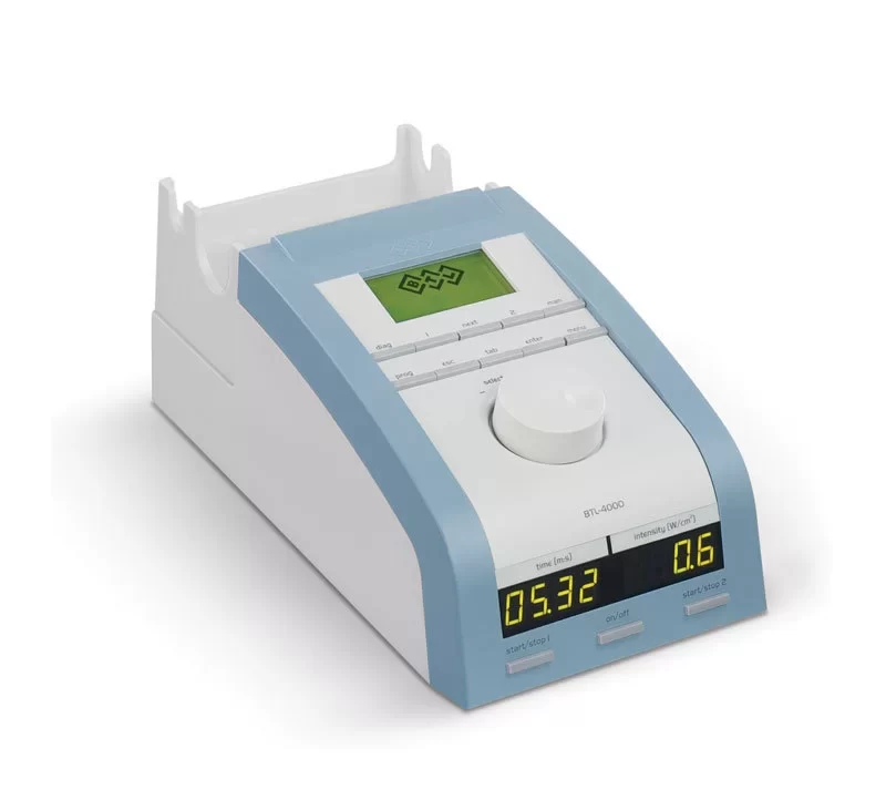 Фото Терапевтический аппарат для лазерной терапии BTL-4110 LASER PROFESSIONAL Изображение Терапевтический аппарат для лазерной терапии BTL-4110 LASER PROFESSIONAL